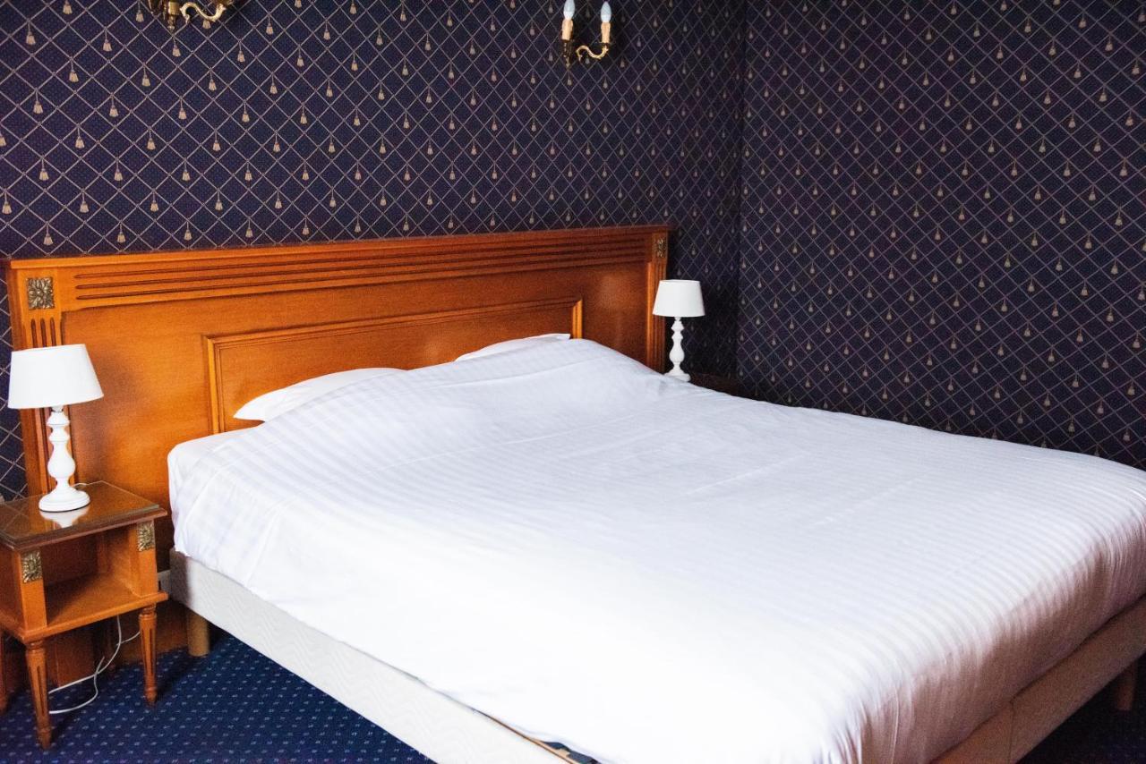 Hotel Jolly Roger Dunkirk Bagian luar foto